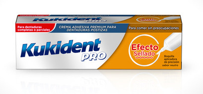 Kukident Pro Plus Anti Residuos 40g